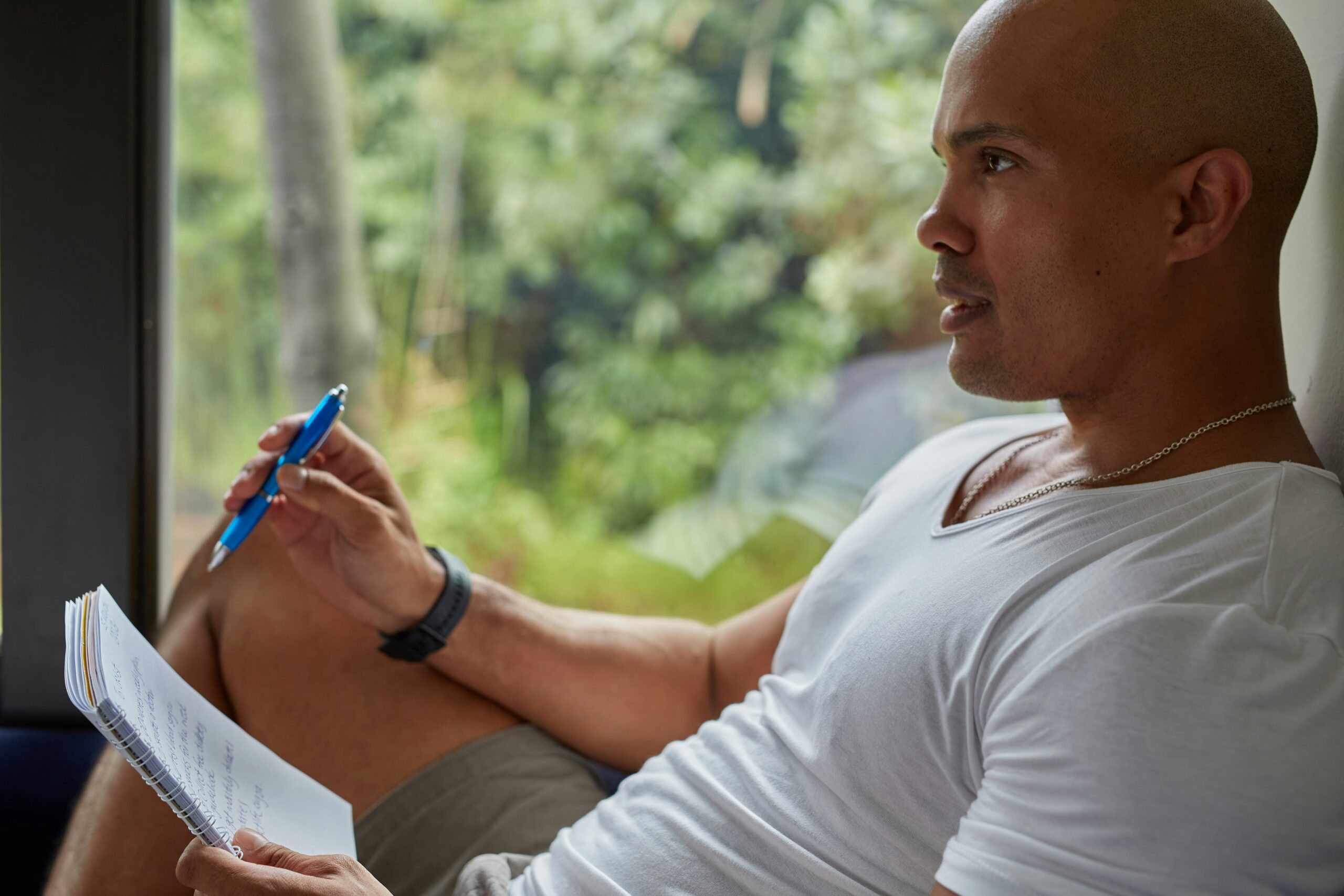 Man confidently speaking to a specialist about PIED pornography-induced erectile dysfunction to get the right recovery support